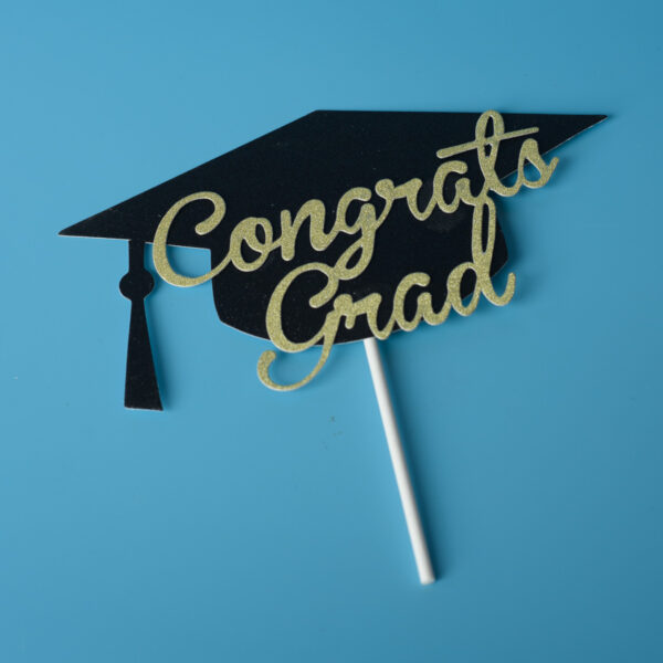 Full Sheet Grad Cake - Image 9